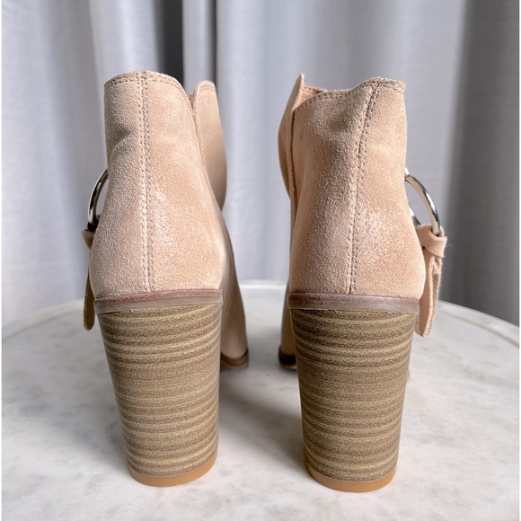 Dolce Vita Suede Ankle Boots - Picture 2 of 3